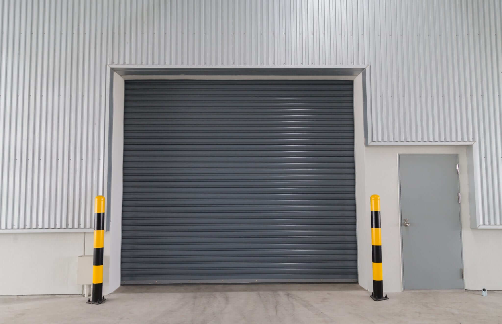 Expert Tips For Choosing the Right Doors For Warehouses CDF Distributors
