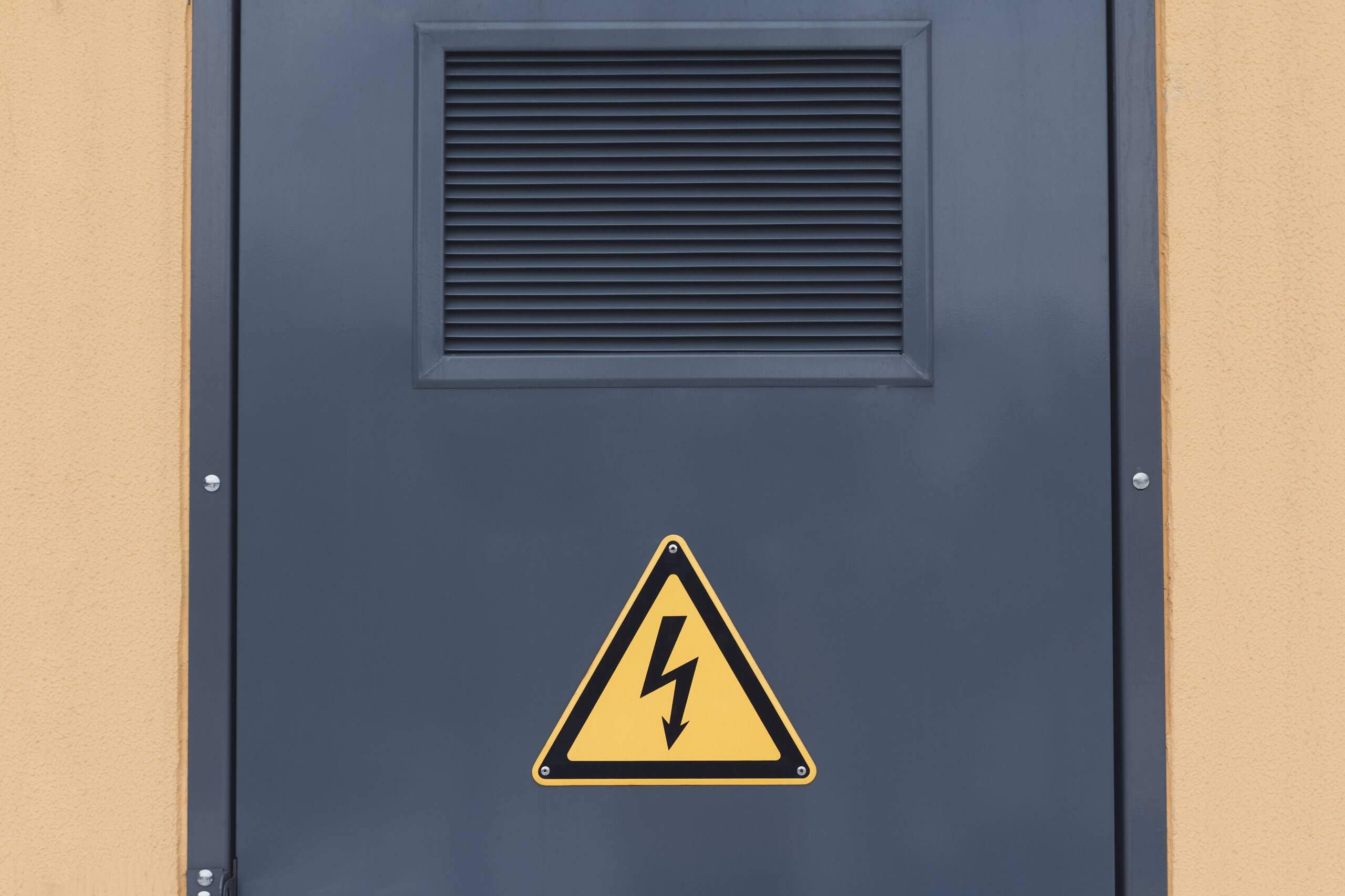 Power,Substation,Closed,Door,With,High,Voltage,Sign