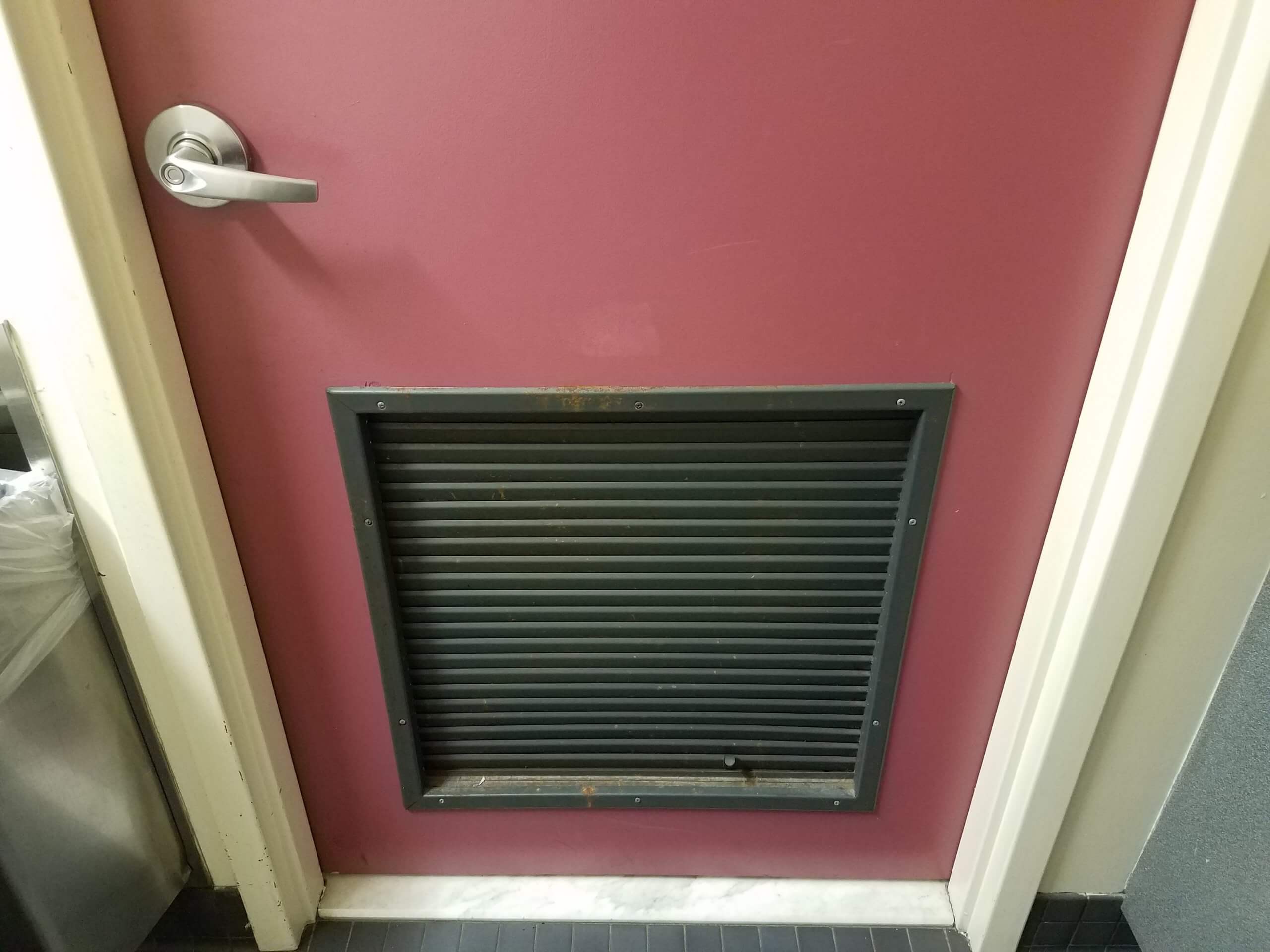 5 Reasons to Have Louvers in Your Doors